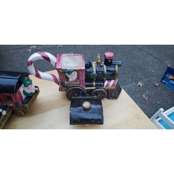 Vintage Holiday Tea set Santa Claus Holiday Express Ceramic Tea Coffee Set - Picture 3 of 12